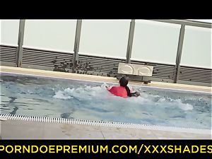 hard-core SHADES - Latina with ginormous rump in hardcore pool hump